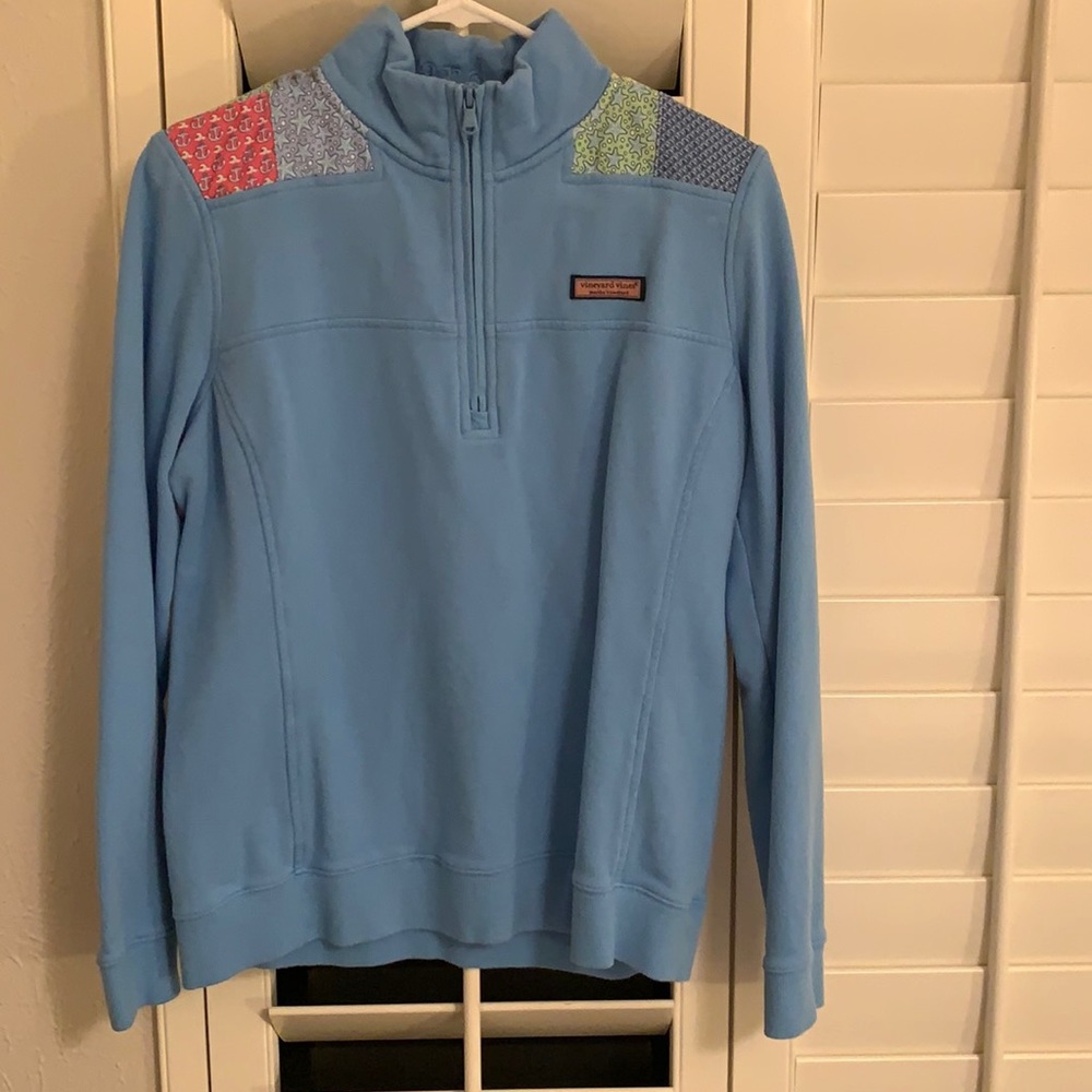 vineyard vines pull over